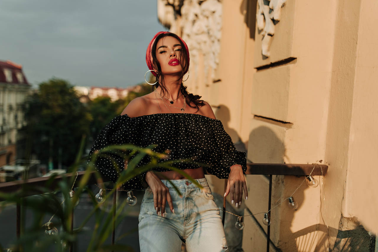 The Evolution of Movie Theaters in a Digital Age (copy 8219) (copy 5228)